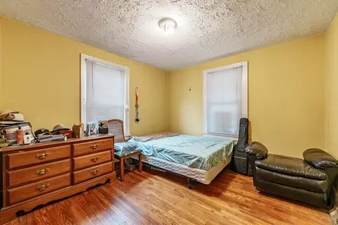 170 Eddy St, Springfield, MA 01104 photo 17