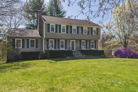 3 Kastraki Pl, Chelmsford, MA 01824