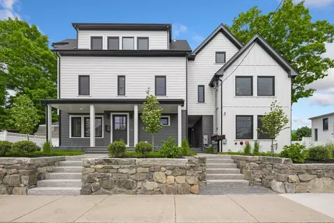 148 Myrtle St #4, Melrose, MA 02176