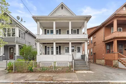 13-15 Carney St, Medford, MA 02155
