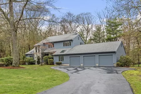 7 Lyman Way Ext, Framingham, MA 01701