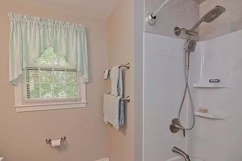 Bath - 10 Walter Dr, Raynham, MA 02767 photo 6 of 6