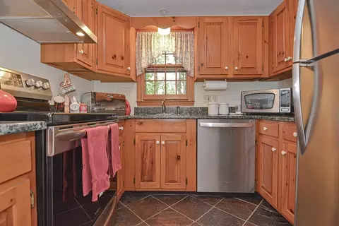 Kitchen - 10 Walter Dr, Raynham, MA 02767 photo 2 of 3