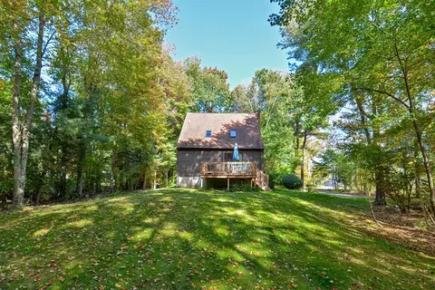 Exterior - 10 Walter Dr, Raynham, MA 02767 photo 4 of 12