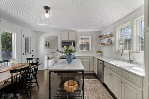 105 Wapping Rd, Kingston, MA 02364 photo 6
