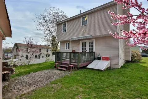 123 Everett St, Lawrence, MA 01843 photo 4