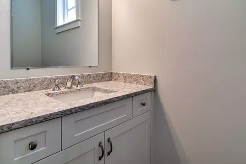 Bath - 1 Perry Ln, Dover, MA 02030 photo 2 of 6