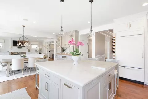 143 Falcon St, Needham, MA 02492 photo 8