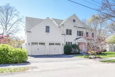 143 Falcon St, Needham, MA 02492