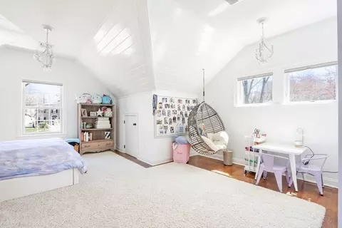 143 Falcon St, Needham, MA 02492 photo 24