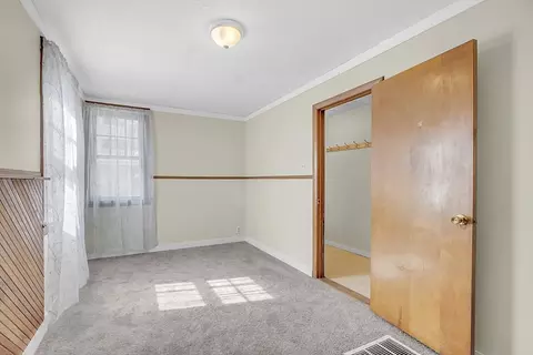 32 Ledge Ave, Spencer, MA 01562 photo 7