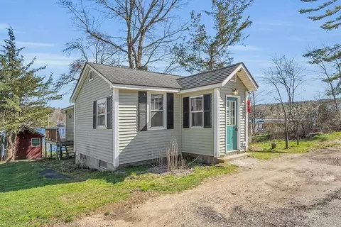 32 Ledge Ave, Spencer, MA 01562 photo 2