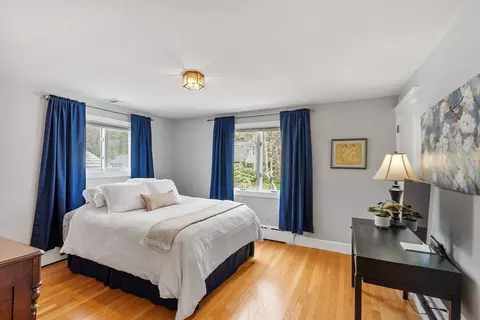 Bedroom - 80 Boyles St, Beverly, MA 01915 photo 5 of 6
