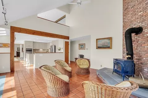 163 Common Ln, Beverly, MA 01915 photo 20