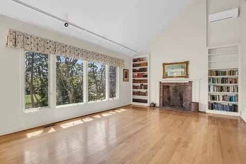 163 Common Ln, Beverly, MA 01915 photo 12