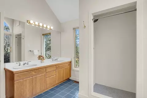 163 Common Ln, Beverly, MA 01915 photo 6