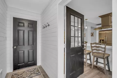 Entry Way - 35 Bathrick Rd, Westminster, MA 01473 photo 1 of 2