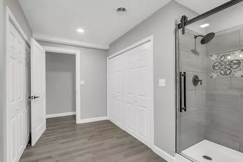 Bath - 35 Bathrick Rd, Westminster, MA 01473 photo 3 of 6