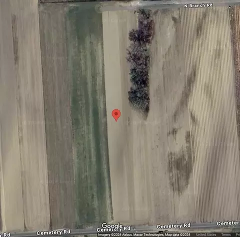 30 Cemetery Rd, Hadley, MA 01035