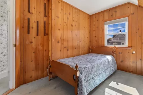 Bedroom - 99 Glendale St, Everett, MA 02149 photo 11 of 12