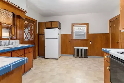 Kitchen - 99 Glendale St, Everett, MA 02149 photo 2 of 3