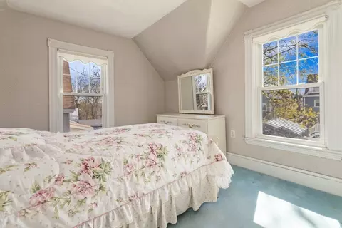 Bedroom - 99 Glendale St, Everett, MA 02149 photo 4 of 12