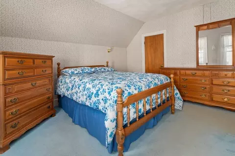 Bedroom - 99 Glendale St, Everett, MA 02149 photo 7 of 12