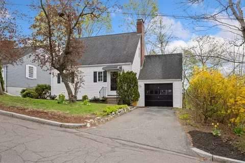 25 Boston Rock Rd, Melrose, MA 02176