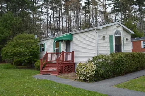 139 Wesley Cir, Middleboro, MA 02346