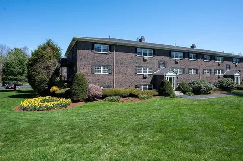 151 Milk St #3, Westborough, MA 01581