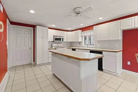 Kitchen - 25 Nelson St, Lynn, MA 01905 photo 2 of 4