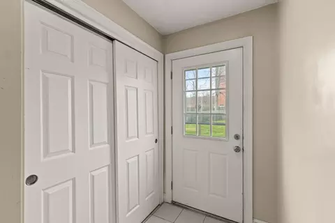 Entry Way - 25 Nelson St, Lynn, MA 01905 photo 1 of 1
