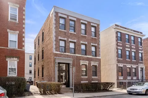 324 Summit Ave, Boston, MA 02135