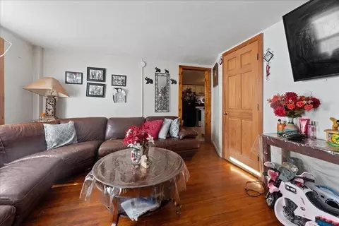 27 E Bartlett St, Westfield, MA 01085 photo 8