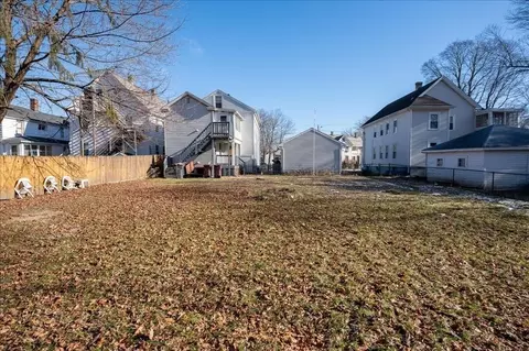 27 E Bartlett St, Westfield, MA 01085 photo 17