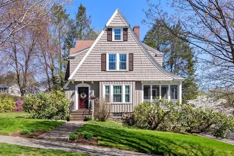 24 Roseland Rd, Worcester, MA 01609 photo 2