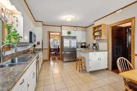 24 Roseland Rd, Worcester, MA 01609 photo 25