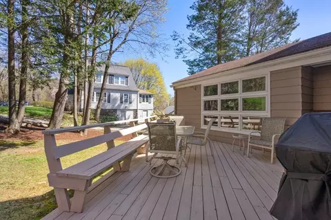 24 Roseland Rd, Worcester, MA 01609 photo 11