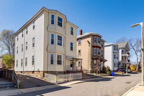 21 Ballard St, Boston, MA 02130