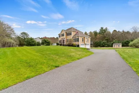7 Bellingham St, Mendon, MA 01756 photo 37