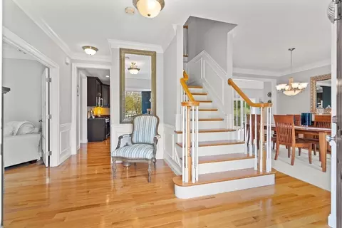 7 Bellingham St, Mendon, MA 01756 photo 6