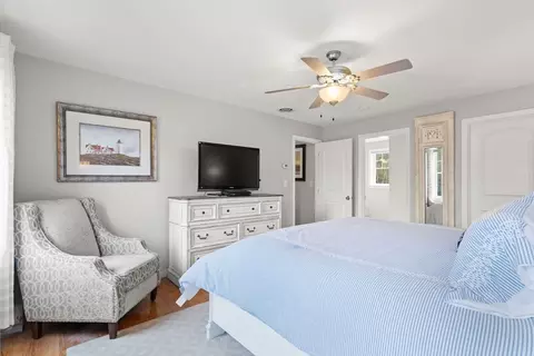 7 Bellingham St, Mendon, MA 01756 photo 23