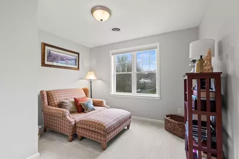 7 Bellingham St, Mendon, MA 01756 photo 28