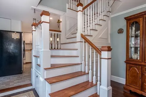 Entry Way - 64 Prospect St, Needham, MA 02492 photo 2 of 4