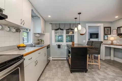 Kitchen - 64 Prospect St, Needham, MA 02492 photo 2 of 4