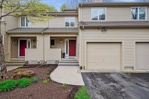 26 Poppasquash Rd #26, North Attleboro, MA 02760