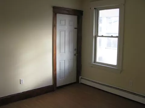 108 Eastern Ave, Worcester, MA 01605 photo 23