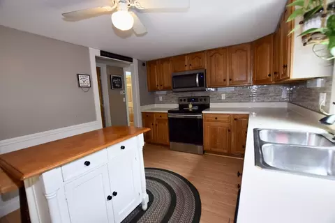 22 Meadowlark Dr, Wareham, MA 02571 photo 11