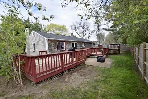 22 Meadowlark Dr, Wareham, MA 02571 photo 5