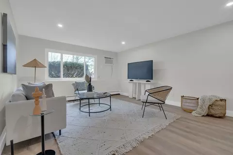 80 Walnut St #101, Canton, MA 02021 photo 5